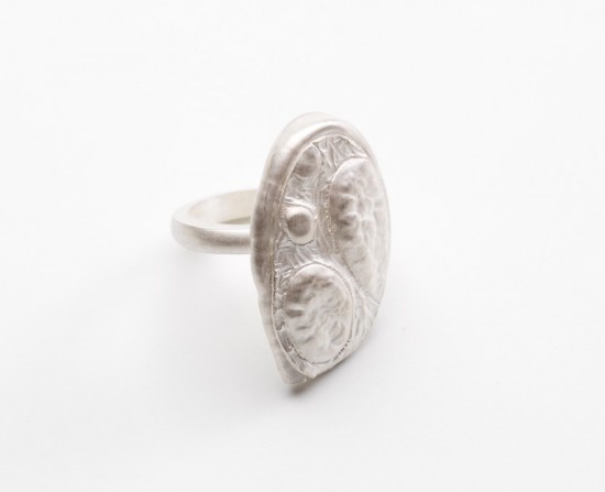 Ephemeral ring (oval) 